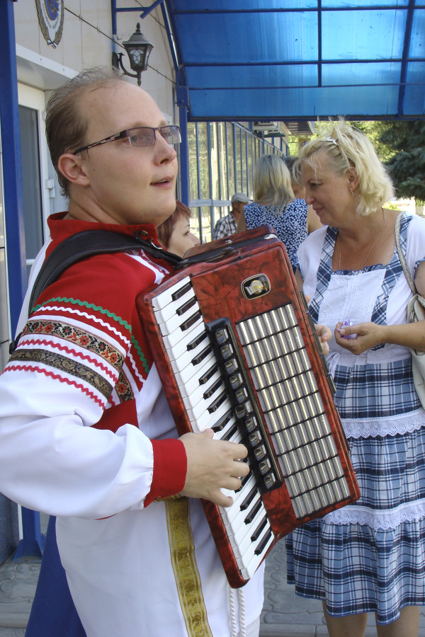 Анатолию и его маме Елене Евгеньевне ничего в жизни не далось просто Анатолию и его маме Елене Евгеньевне ничего в жизни не далось просто