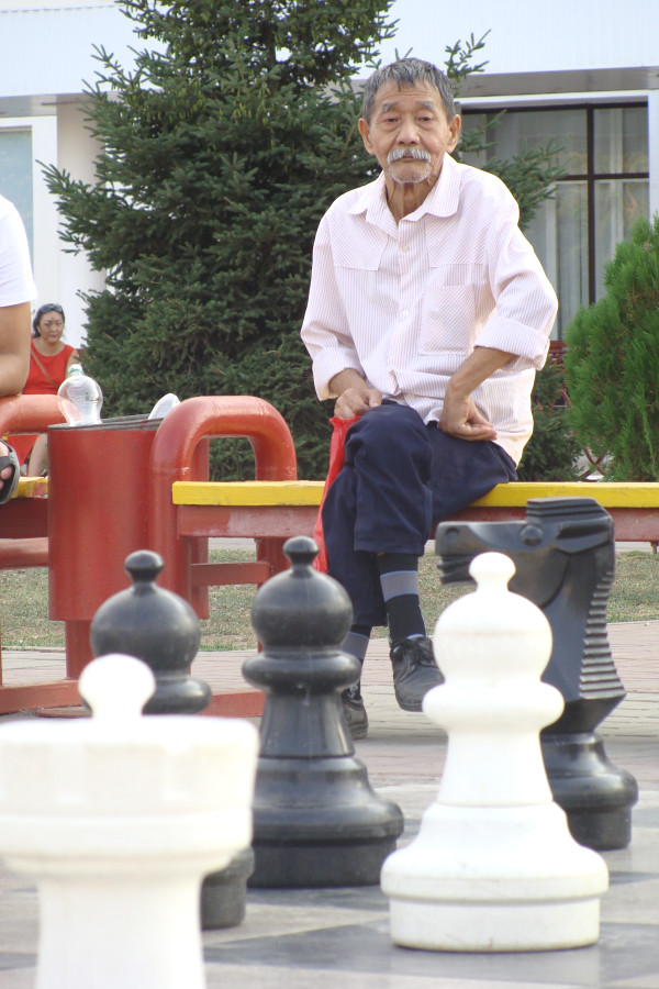 Город в первую очередь запоминается его людьми Город в первую очередь запоминается его людьми