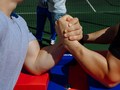 В Курске прошел турнир по армрестлингу среди левшей